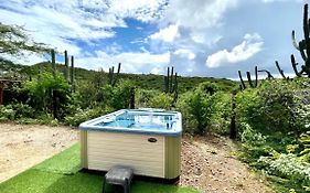 Very Quiet Apartment With Lots Of Privacy And A Tub On The Edge Of A National Park!